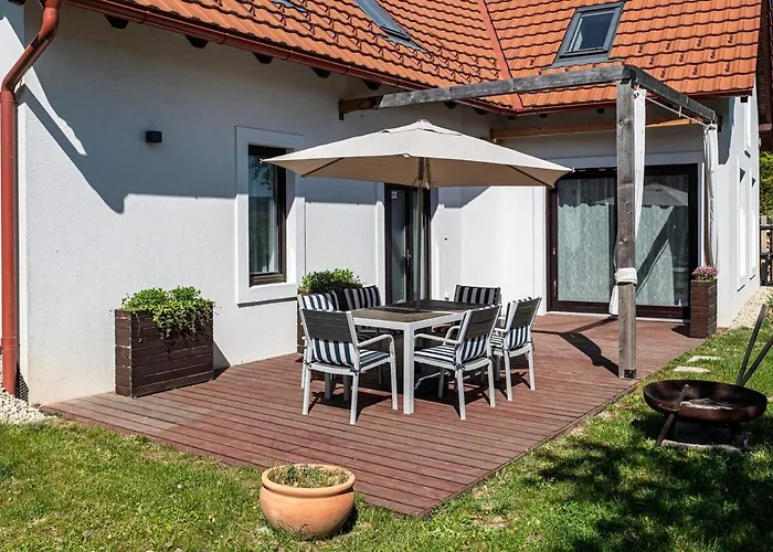 Case de vacanță Bella Köveskál